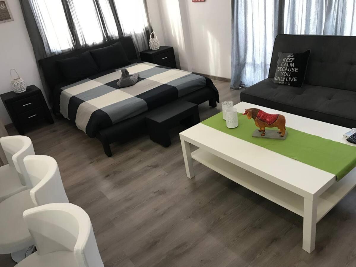 Papadavid Apartments Pafos Zewnętrze zdjęcie